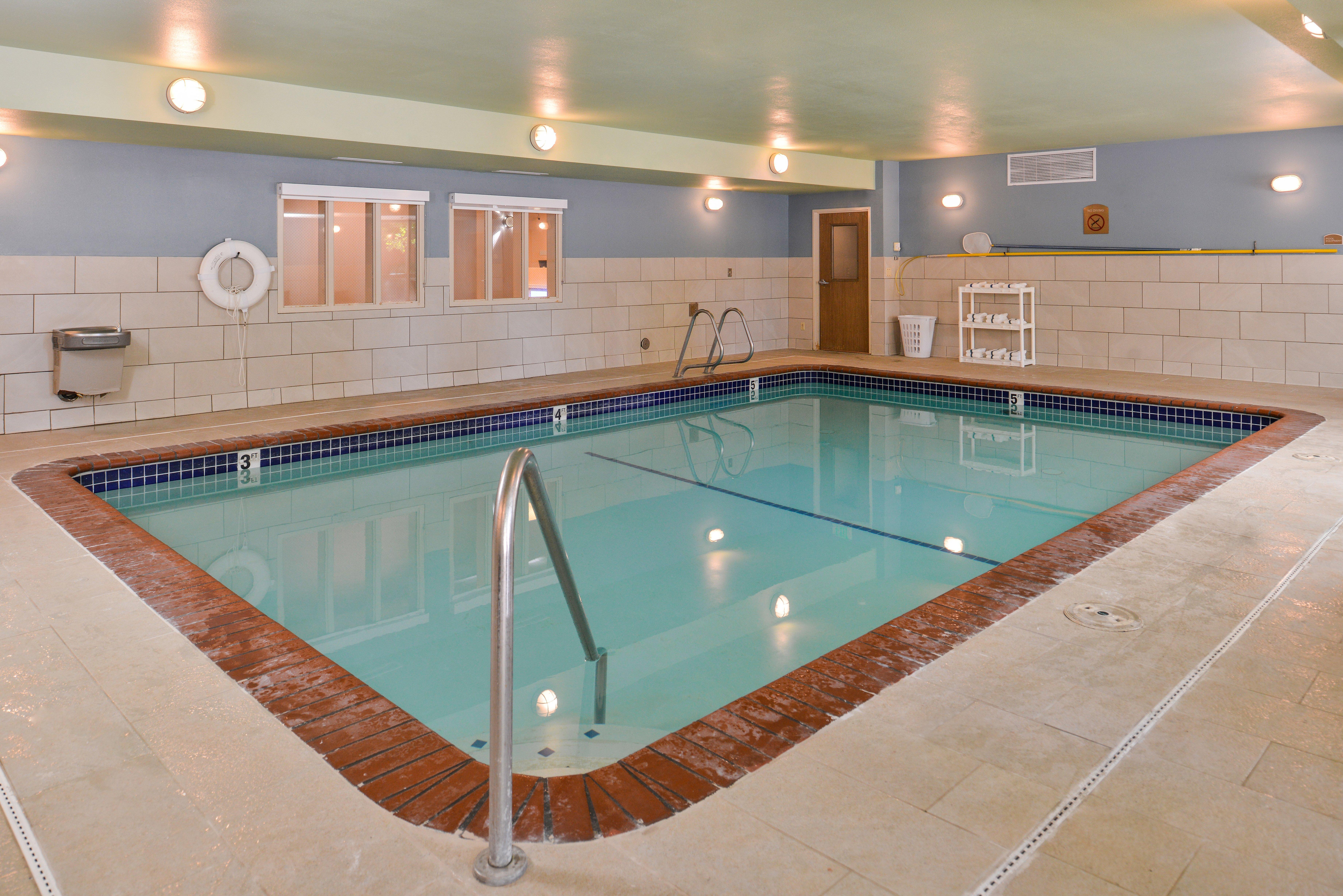 Holiday Inn Express & Suites Lacey - Olympia By Ihg Экстерьер фото