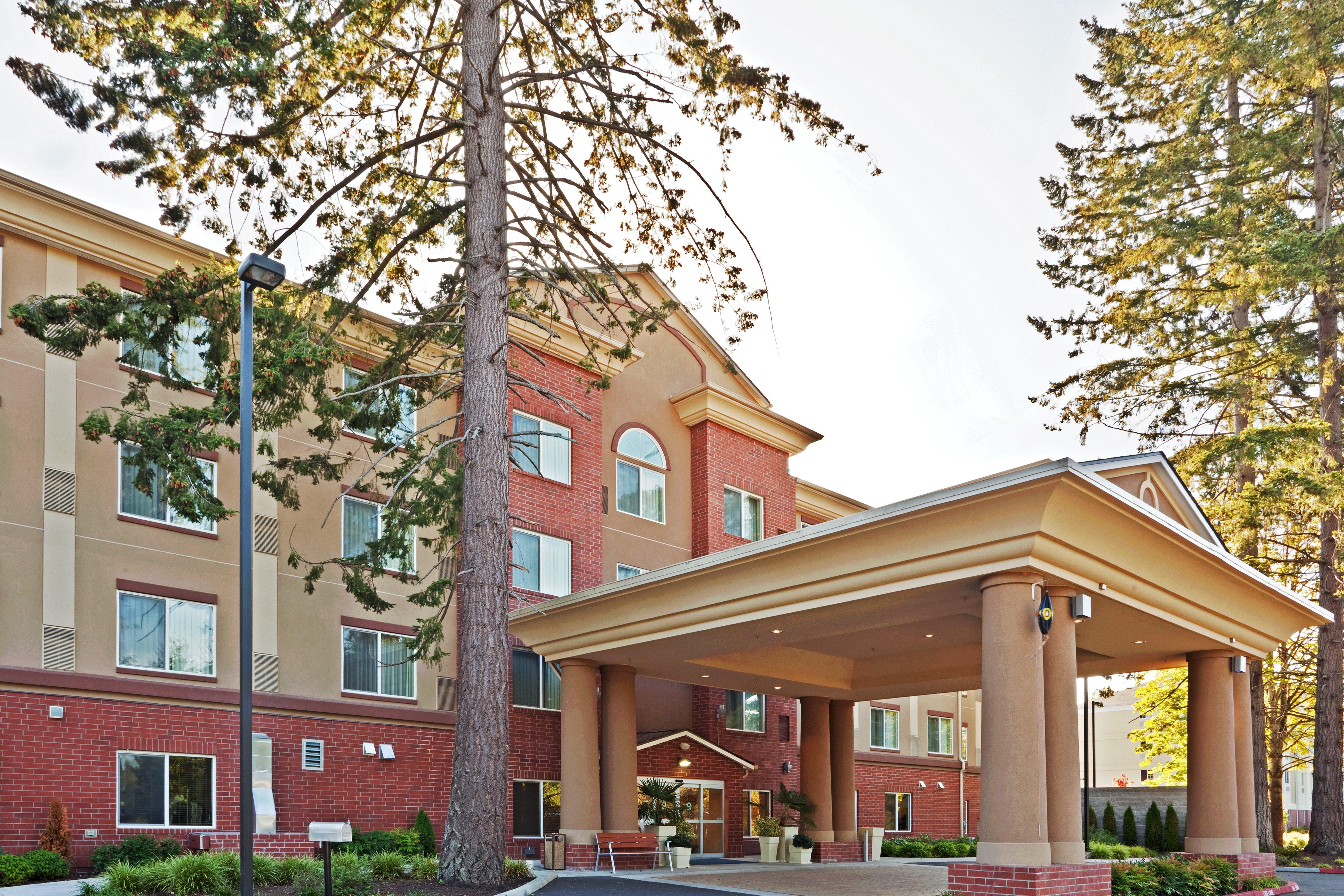 Holiday Inn Express & Suites Lacey - Olympia By Ihg Экстерьер фото