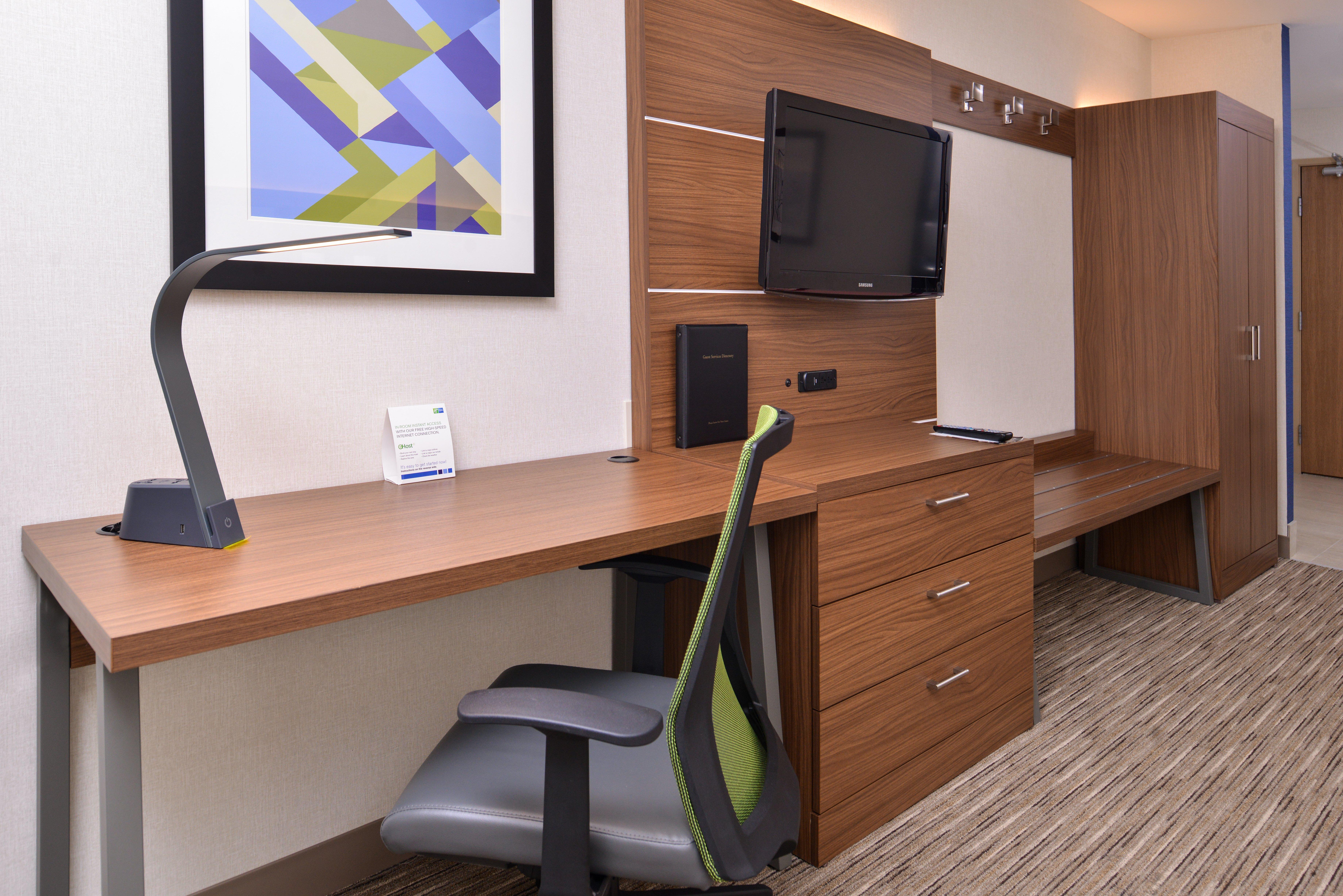 Holiday Inn Express & Suites Lacey - Olympia By Ihg Экстерьер фото